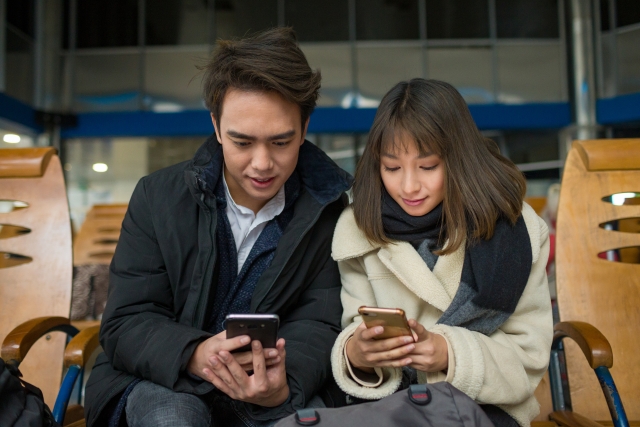 Cách sử dụng tủ đựng tiền xu (coin operated locker)