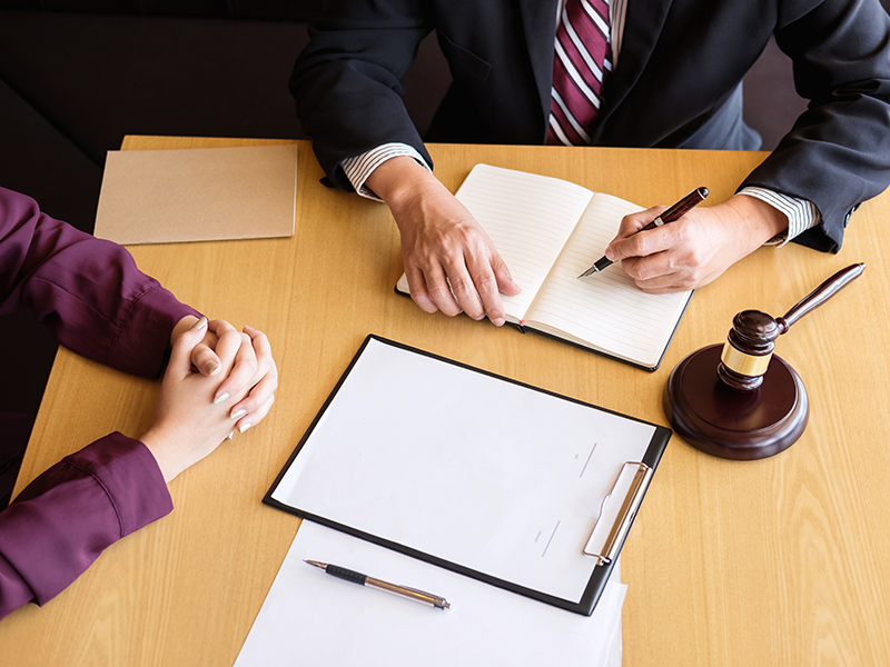 bang-chung-tai-toa-an